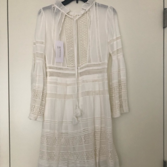 Lace white dress - Picture 4 of 5